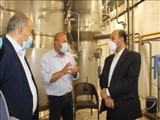 بازدید فرماندار پیشوا از کارخانه لبنیات «شمه شیر» / راه‌اندازی خط تولید آزمایشی شیر خشک