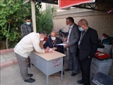 تحویل صندوق‌ها و اقلام انتخابات به نمایندگان فرماندار در شعب اخذ رأی شهرستان پیشوا