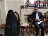  فرماندار پیشوا به دیدار مادر شهیدان جنیدی رفت/ ضرورت جمع‌آوری تاریخ شفاهی انقلاب و دفاع مقدس